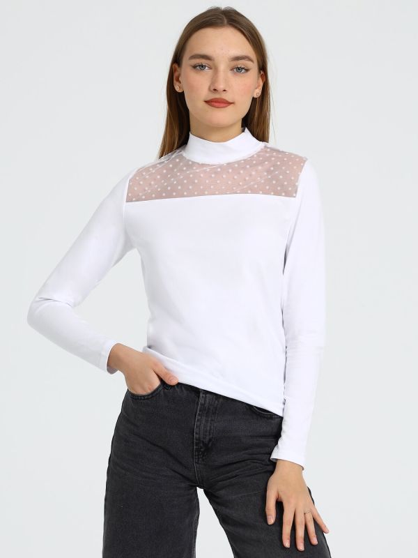 272355 April Turtleneck