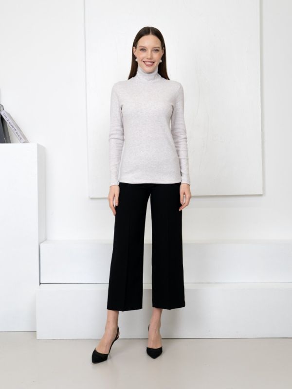 272661 Binita Turtleneck